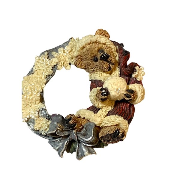 Boyd's Bears Folkwear Santa Bear with Snowball Pin Brooch Vintage 1990's - Picture 3 of 7